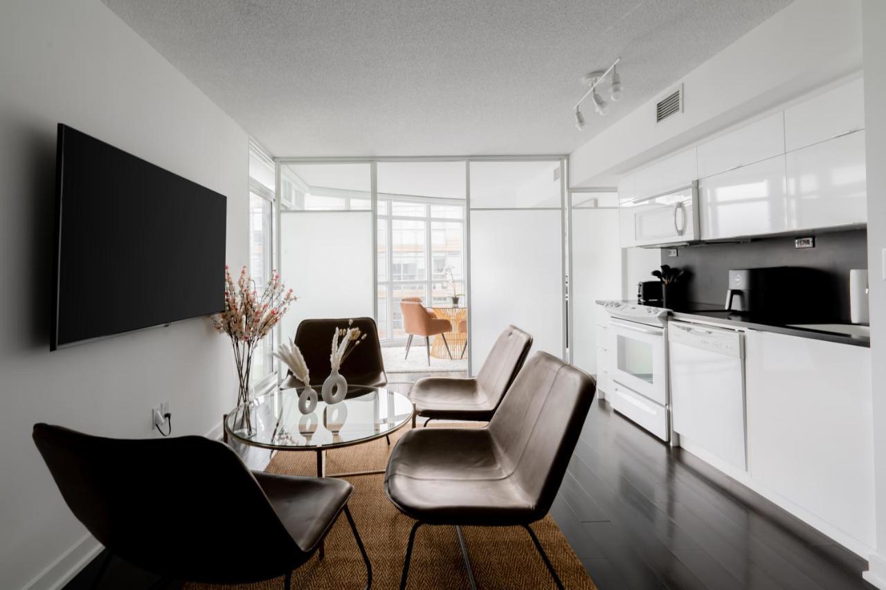 The Perfect Getaway Apartment Toronto Exterior photo