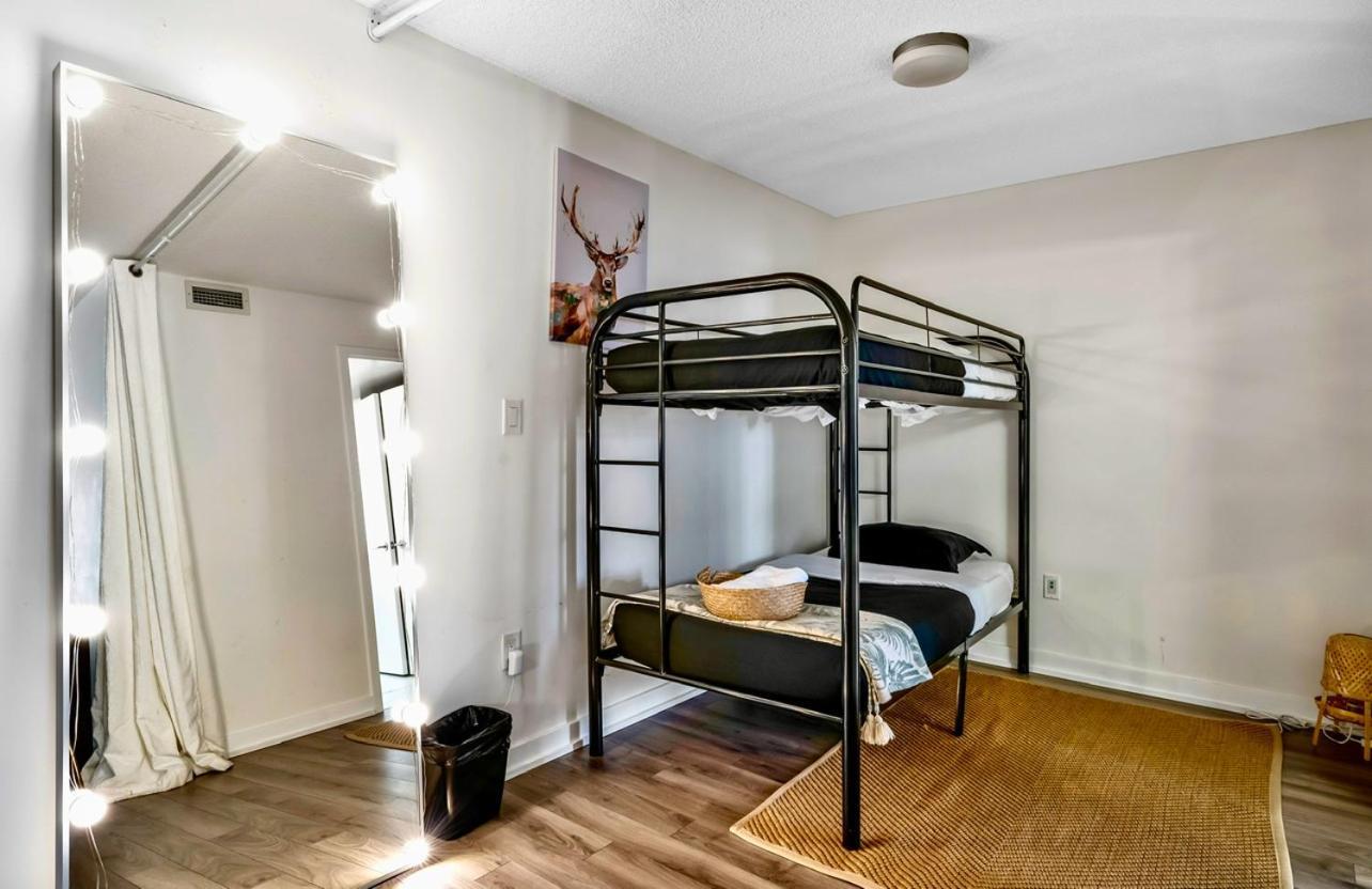 The Perfect Getaway Apartment Toronto Exterior photo